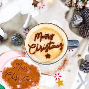 Stencil per caffè natalizio: Latte Art festivo (acrilico, riutilizzabile)