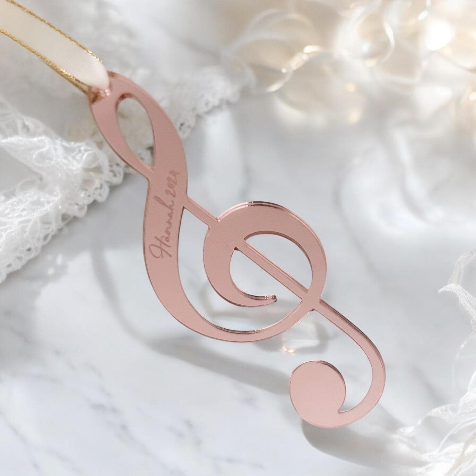Musician Personalised Gift, Treble Clef Hanging Tag Decoration, Music Note Ornament, Singer, Choir, Conductor, Singing Teacher Gift