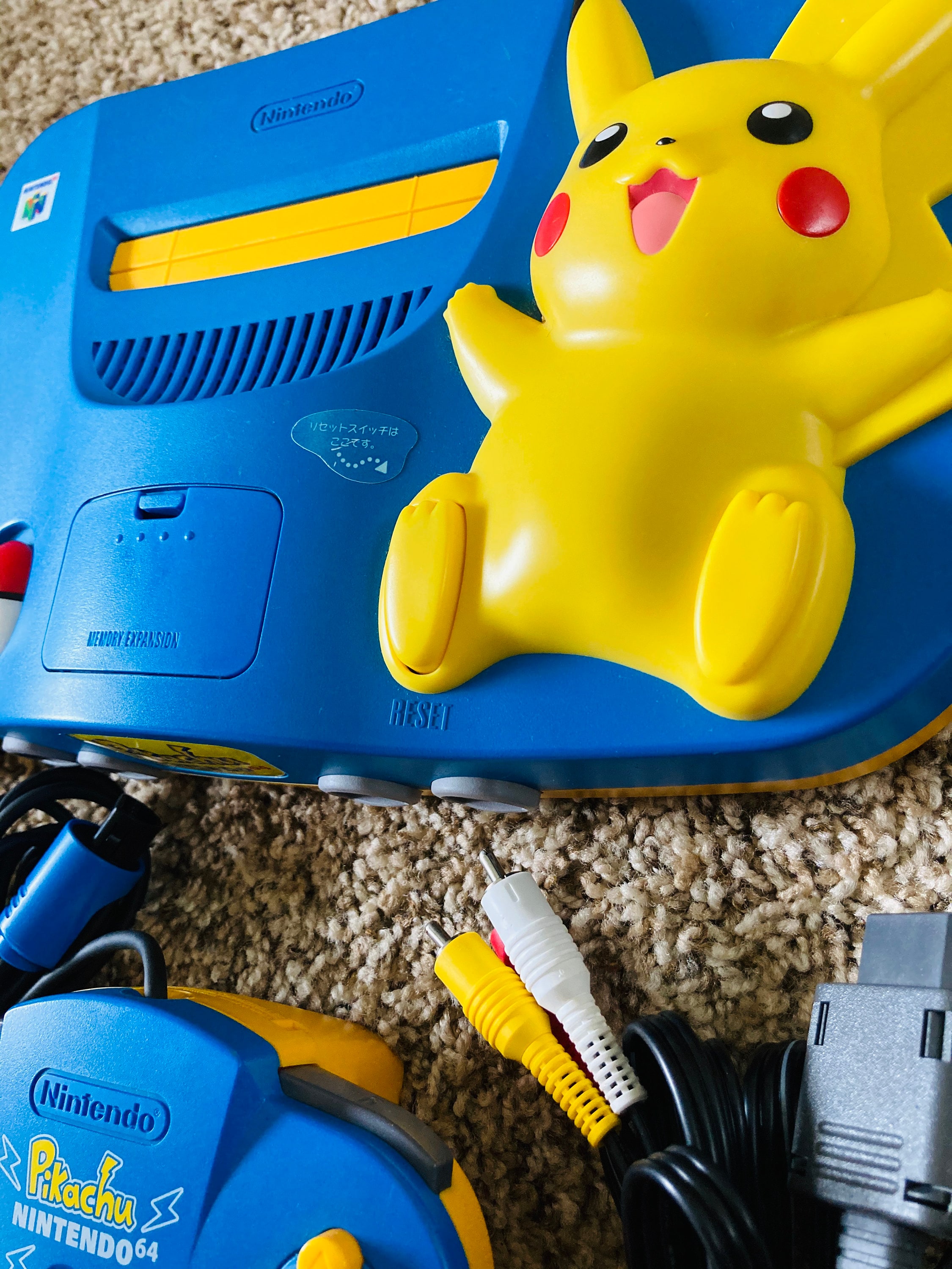 AUTHENTIC* Limited Blue Pikachu Nintendo 64 N64 *region Free AUTHENTIC* Limited Blue Pikachu Nintendo 64 N64 *region Free