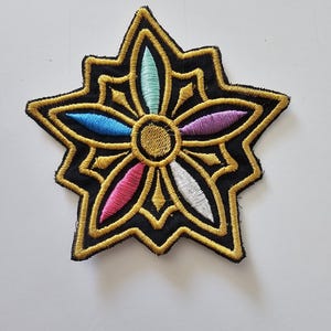Rumi Golden Star Shoulder Patch Kpop Embroidery Iron-On Sew-On Demon Hunters Fan Inspired