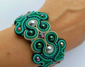 Bracelet de montre à main Soutache fait à la main - Bracelet en cristal vert - Perlé - Argent - Cadeau parfait pour elle