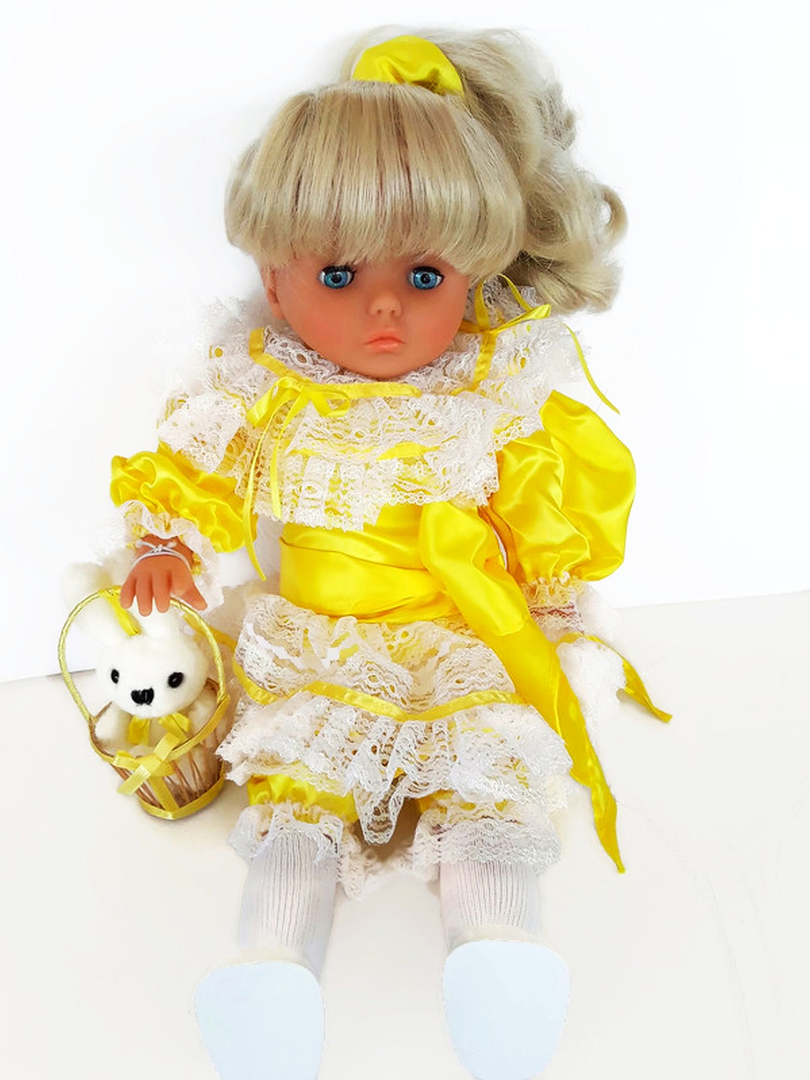 Exclusive Lissi Dolll World Wide 20 . Doll Dress Design by Anneliese S ...