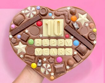 Large chocolate heart with personalised message- choice of toppings!