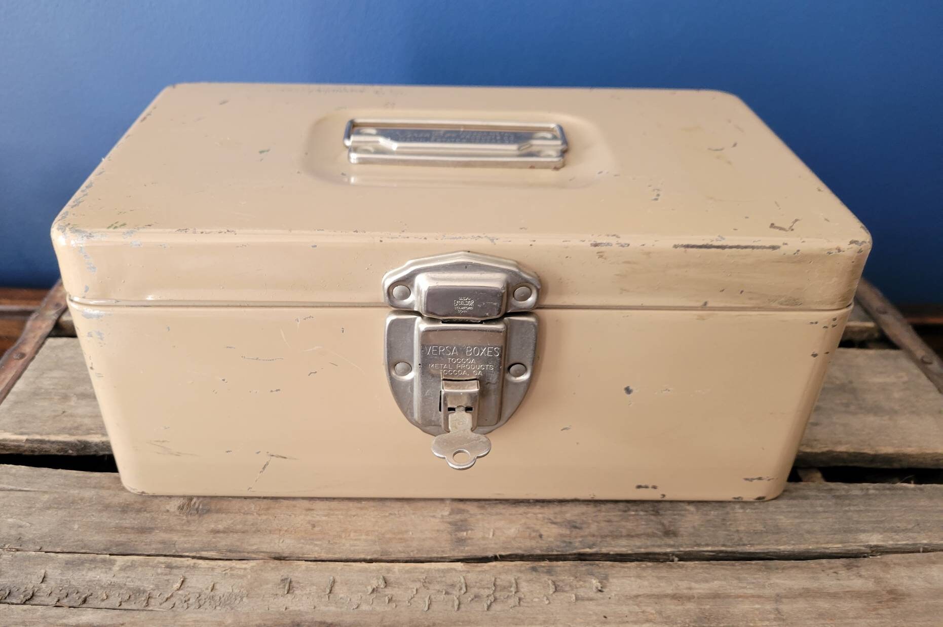 Vintage Metal Lock Box With Key Versa Box Toccoa Metal Etsy