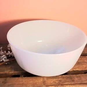 Vintage Fire King Anchor Hocking Milk Glass 7&quot; Bowl FREE SHIPPING