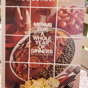Vintage Cookbook Good Housekeeping Menus For A Whole Year of Dinners 1970&#39;s FREE SHIPPING