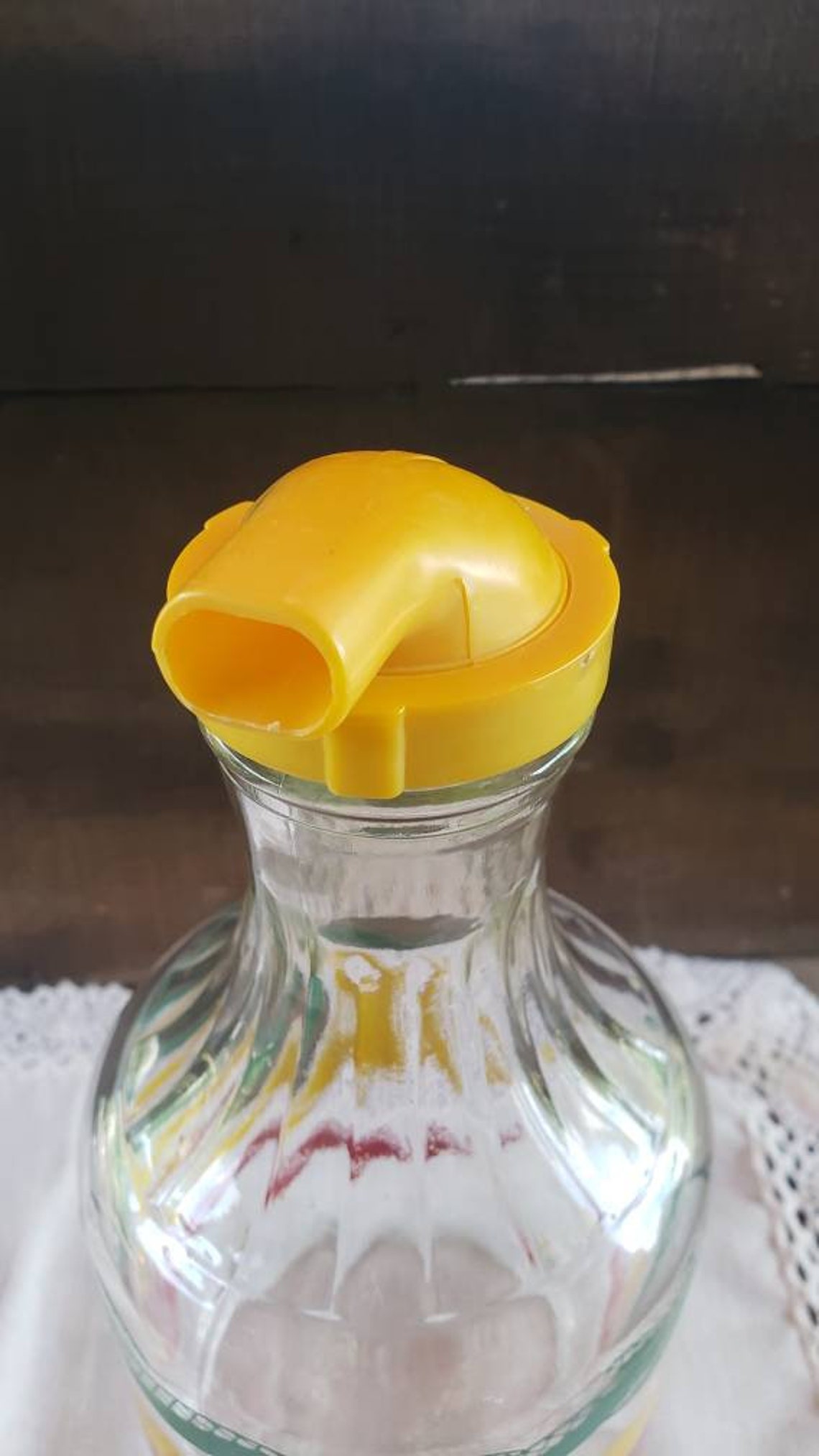 juice pitcher with spout