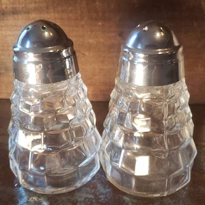 Vintage Crystal Glass Salt and Pepper Shakers by Indiana Glass Company American Whitehall Made in the USA Orginal Box FREE SHIPPING