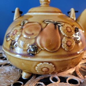 Vintage Teapot Japanese Footed Ceramic Teapot FREE SHIPPING