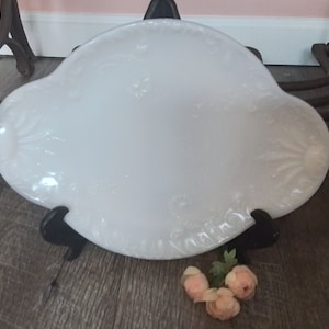 Vintage Milk Glass Vanity Table Dresser Plate or Oval Serving Platter Intricate Details FREE SHIPPING