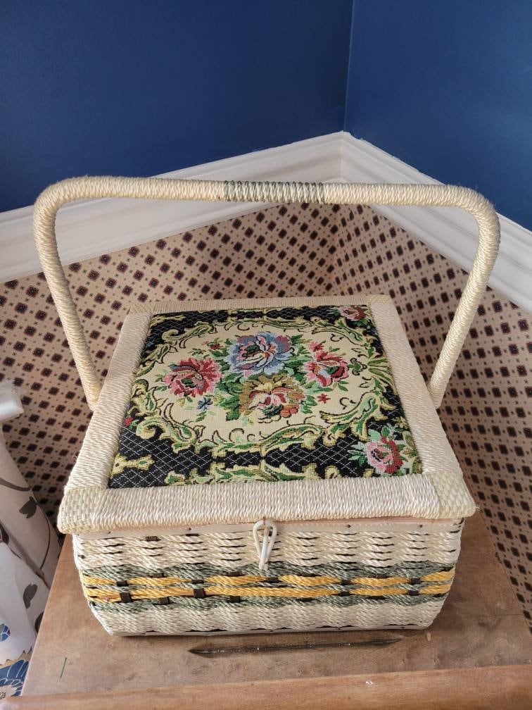Vintage Azar Sewing Basket Woven Plastic Tray Divider Embroidery Floss  Organizer