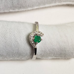 Natural Emerald Ring ,925 Rhodium Silver Ring , Round Emerald Ring,Design of 2020,Gift for Her , Birthstone Jewelry D-5