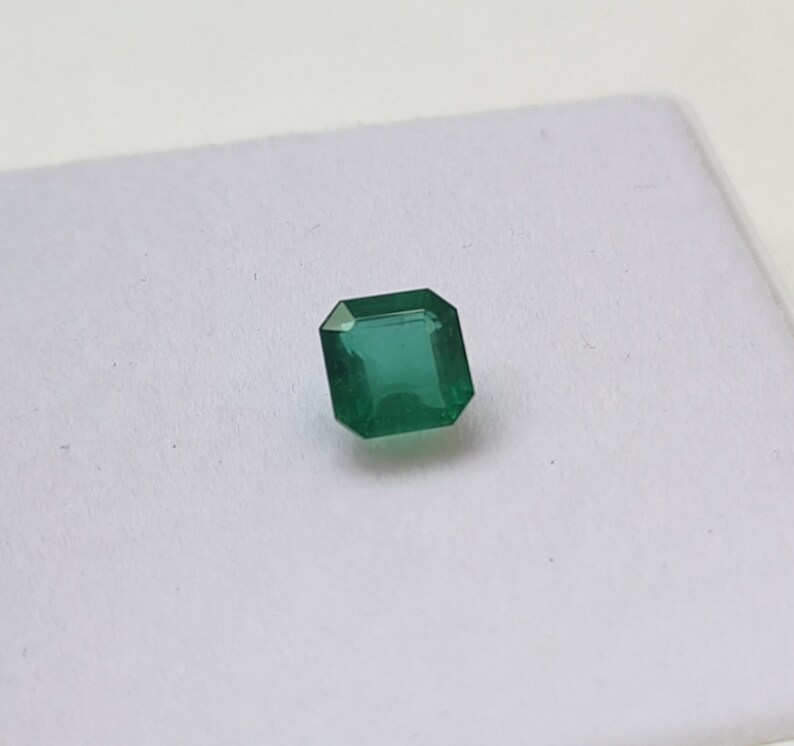 Natural Emerald 6x6x3.9 MM faceted cut Square Octagon 1 Pieces 1.06 Cts Good Green loose gemstone natural Zambian emerald gemstone OC-28