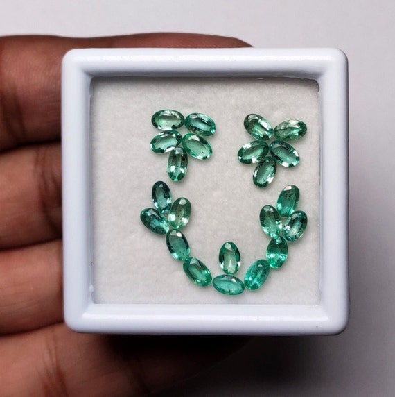 Natural Zambia Emerald Oval Cut Lot: 4.44 Carat Green Gemstones (3x5 mm)
