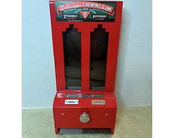 Delicious Chewing Gum Dispenser-Jolly Good Industries Inc. w/ Key VG Condition