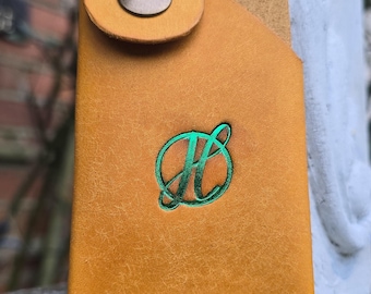 Cartera fina para tarjetas de piel vegetal color canela