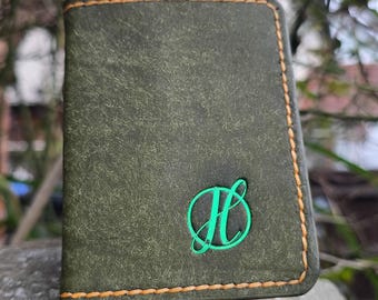 Cartera de piel curtida vegetal y piel de caimán