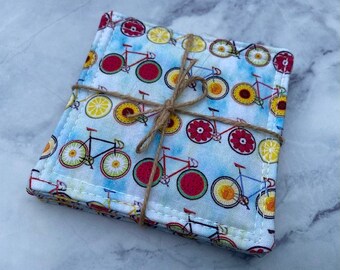 Posavasos de tela Fruit & Flower Bikes - Juego de 4 posavasos de tela 100% algodón, lavables y reutilizables