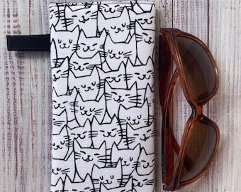 Packed Cats Fabric Eyeglasses Case, Reading Glasses Case, Sunglasses Case, Padded, Portable, Cotton Fabric and Liner, Eyewear Protection.