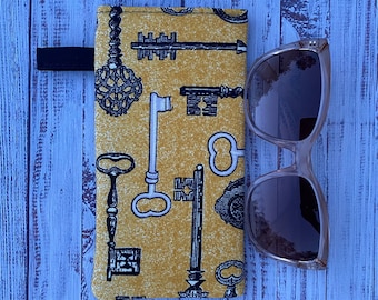 Antique Keys Fabric Eyeglasses Case, Reading Glasses Case, Sunglasses Case, Padded, Portable, Cotton Fabric and Liner, Eyewear Protection.