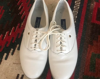 hipster tennis shoes