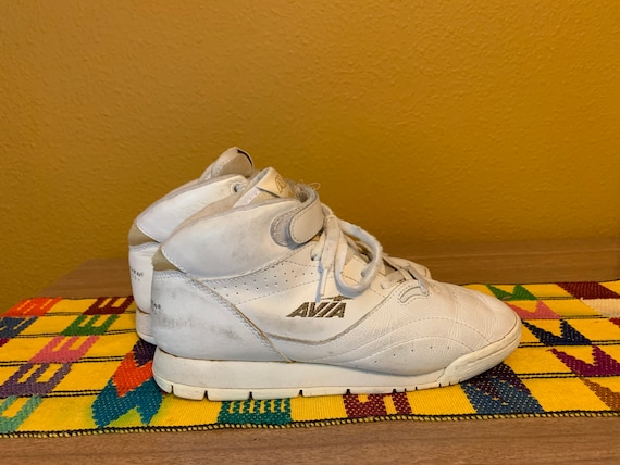 80's white tennis shoes