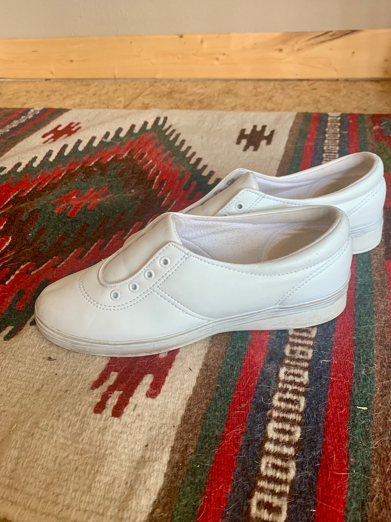 grasshopper leather sneakers