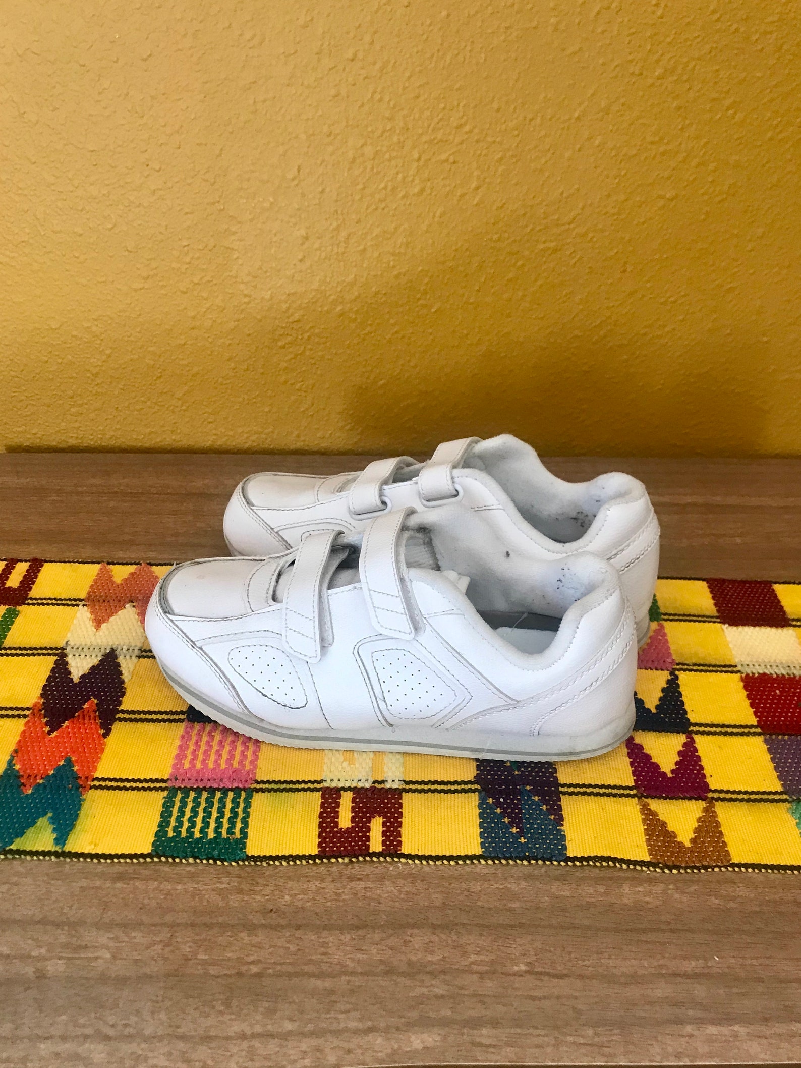 80s vintage white Velcro sneakers tennis shoes 7 | Etsy