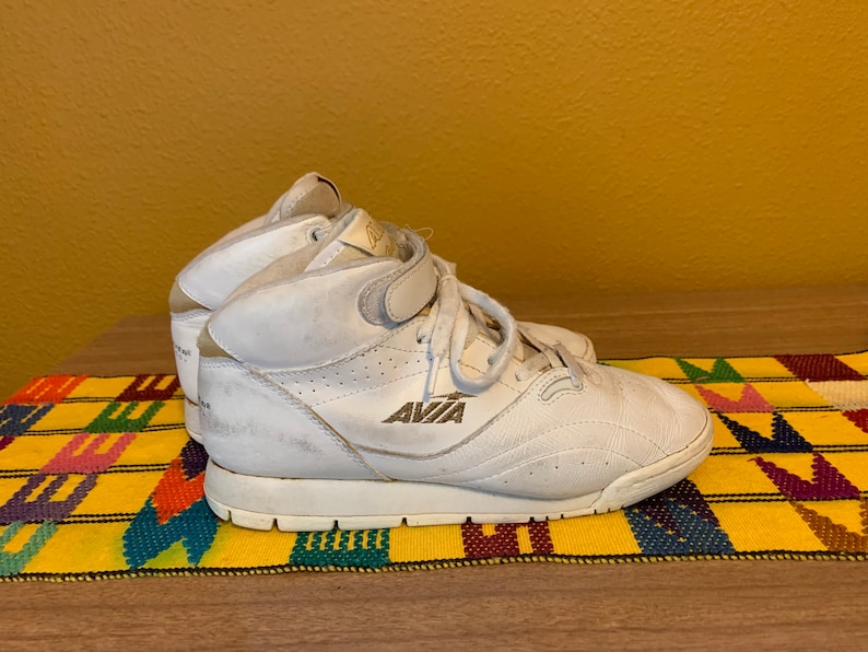 80s-90s womens vintage Avia hi-top White tennis shoe sneaker | Etsy