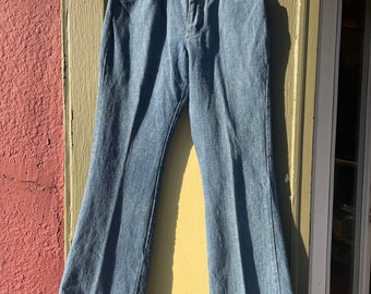 Vintage 70’s mid rise LEE blue denim flared jeans - 28” waist
