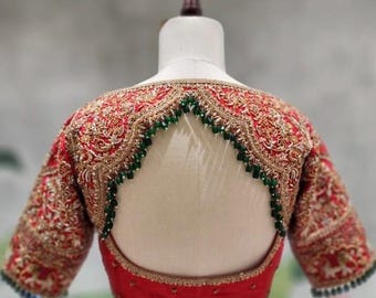 Rode zijden bruidsblouse: met de hand geborduurde Zardosi-bruiloft crop top, sari-sariblouse, handgemaakte blouse, bruidshuwelijksblouse, Indiase blouses