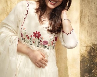 embroidered cream chanderi Kurta with dupatta/cotton  anarkali kurta suit set/white kurta with dupatta USA/cream white suit with dupatta usa