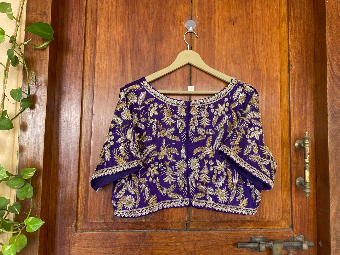 n*k様 Embroidery jacquard blouse ブルレア il_1080xN.5779857578_q4b2.jpg
