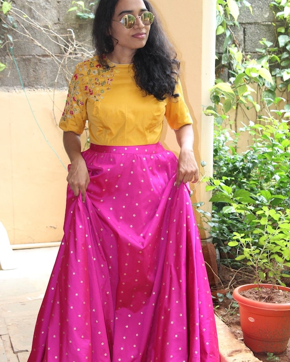 Buy Magenta Crepe Plain Pleated Lehenga Skirt For Women by Ikshita  Choudhary Online at Aza Fashions.