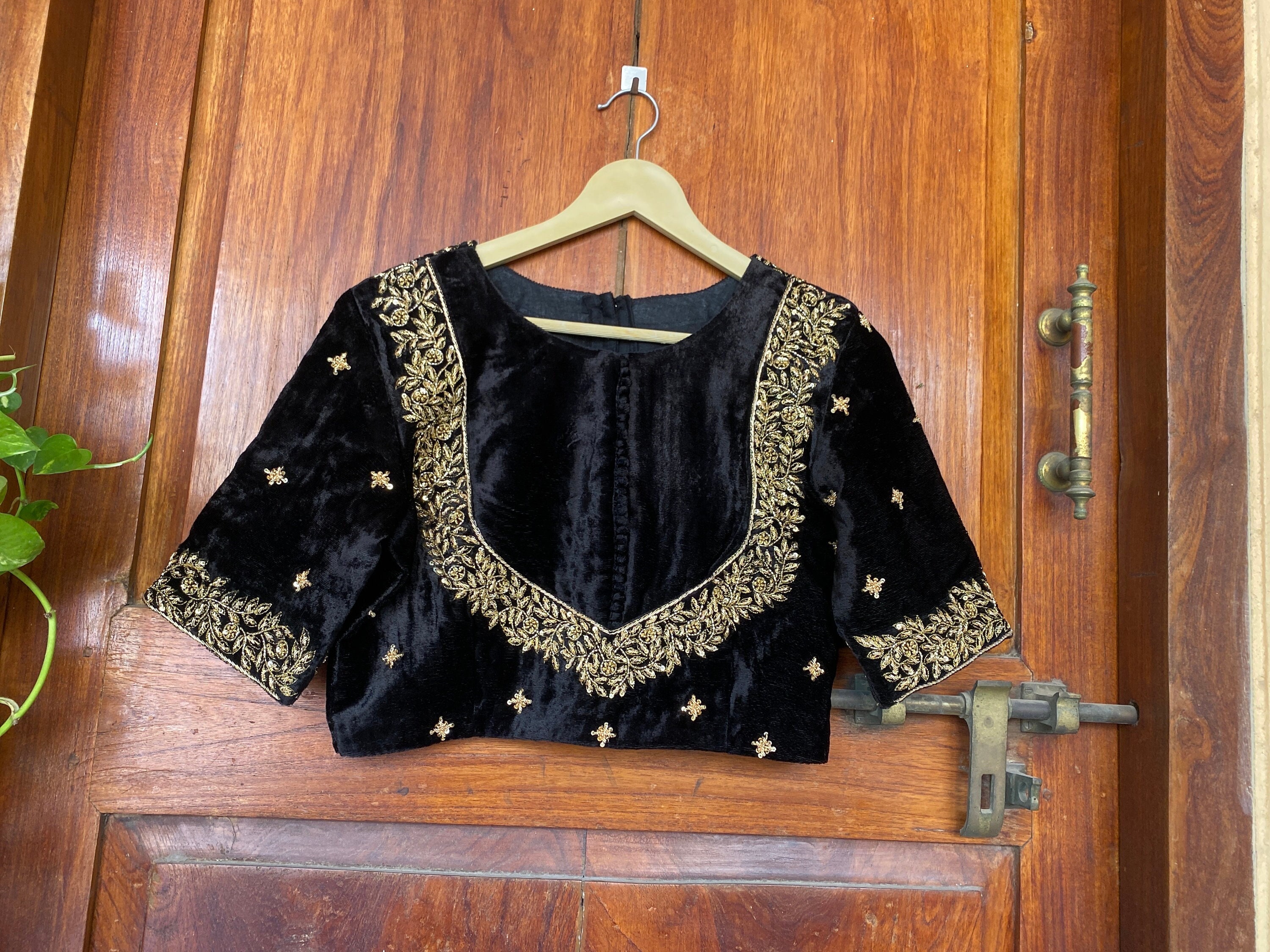 Bluelea Embroidery jacquard blouse ブラック Black Hand Embroidery Blouse/velvet Saree Maggam Blouse / Black
