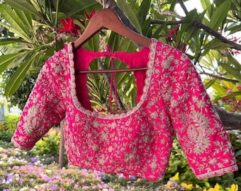 Blusa de novia de seda bordada a mano: Top corto de boda Zardosi