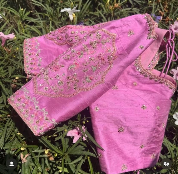 純シルクの手刺繍ブラウス/ライトピンクのマガムブラウス/ピンクの手  