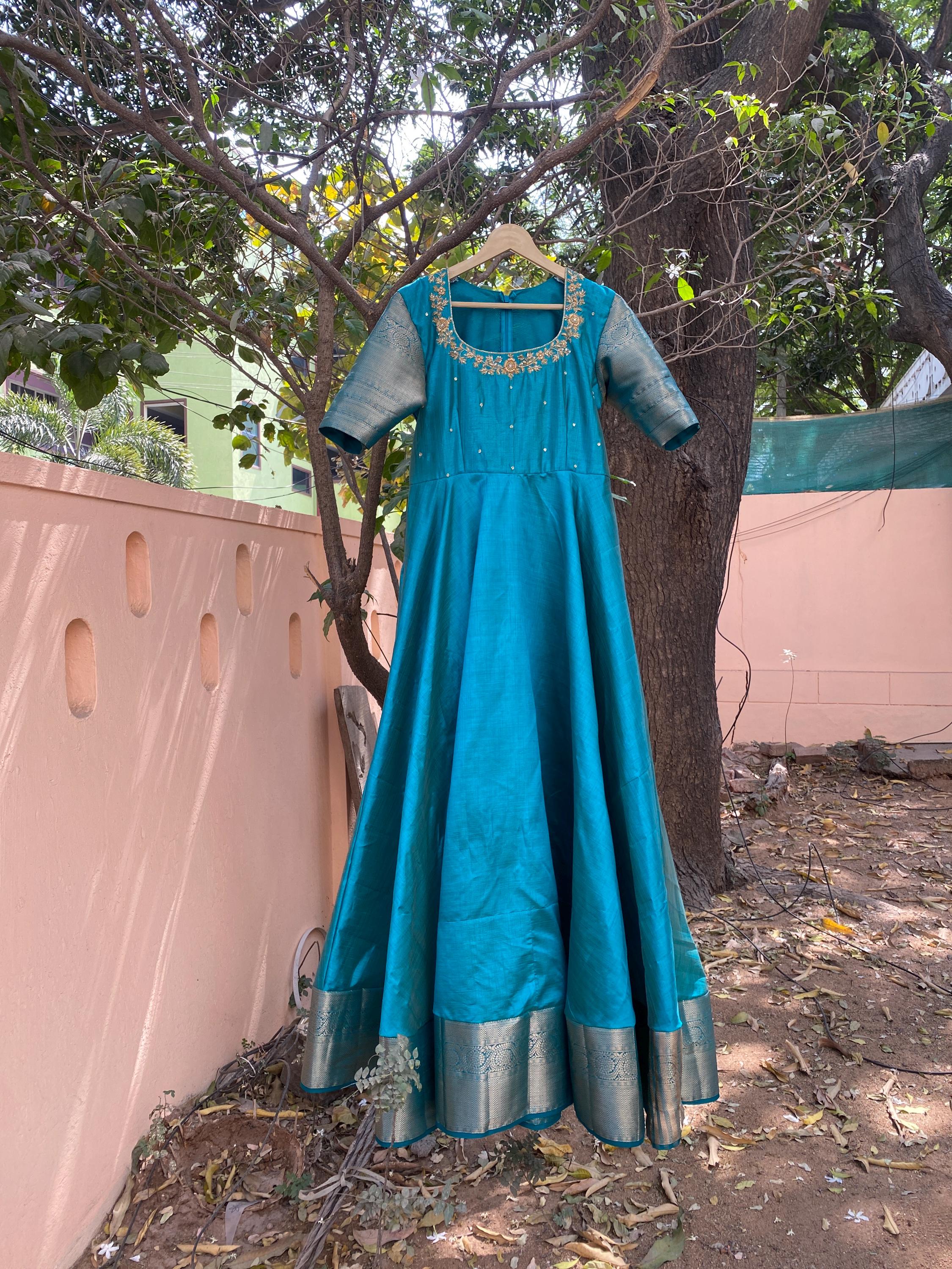 Floor Length Pattu Saree Anarkali Dress Anarkali Usa/blue Anarkali  Kurta/pure Handloom Big Border Dress