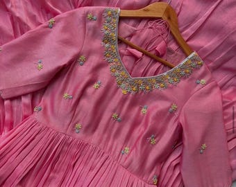 Anarkali suit usa/pink anarkali kurta elbow sleeve/pink heavy anarkali/light pink anarkali/heavy hand embroidered anarkali with dupatta us