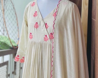 embroidered cream chanderi Kurta with dupatta/chanderi  anarkali kurta suit set/white kurta with dupatta USA/cream white suit with dupatta s