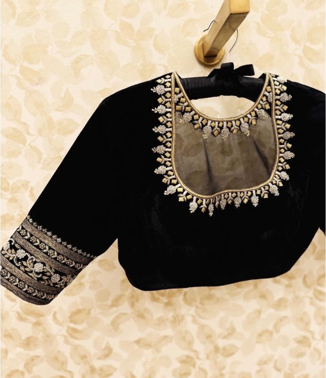 アメリヴィンテージ UND VELOUR EMBROIDERY BLOUSE Pure Silk Hand Embroidery Blouse/saree Maggam Blouse/black Zardosi