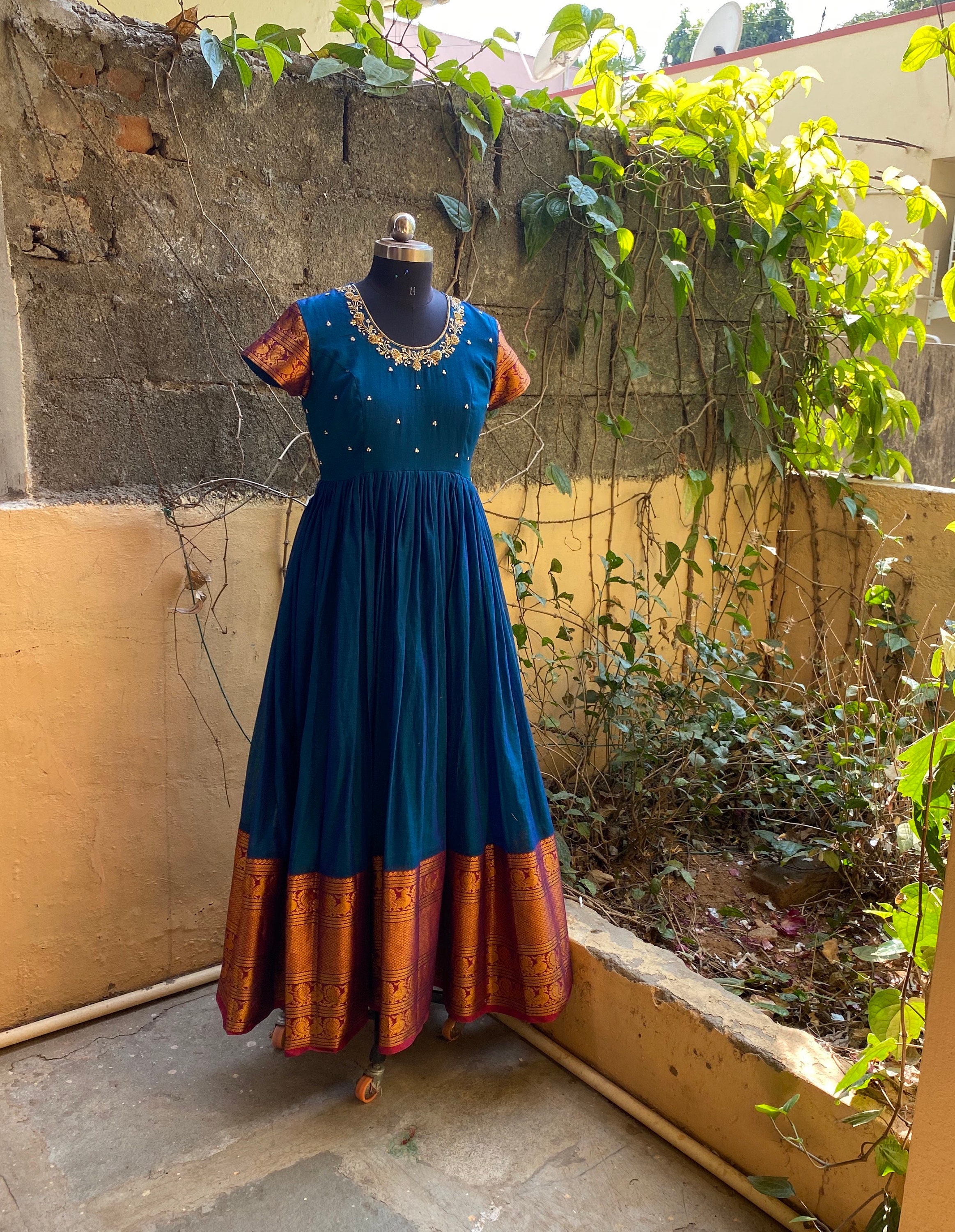 Anarkali Usa Anarkali Kurta Full Sleeve Pure Handloom Dress With Border narayanpet Anarkali Linen Dresses Voggish Handloom Dress Etsy UK