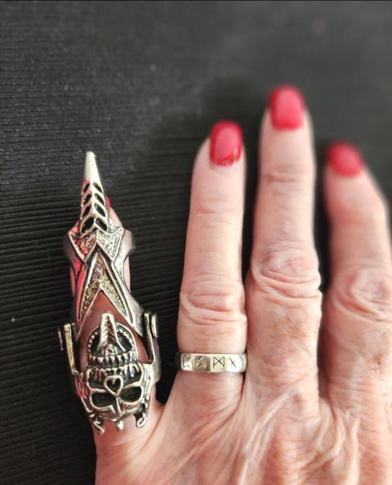 Gothic Skeleton Articulated Ring - image 1