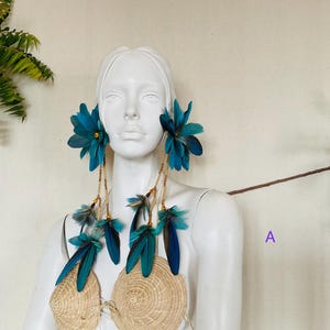 Pair of Molted Natural Color Macaws Feathers Earrings image 8
