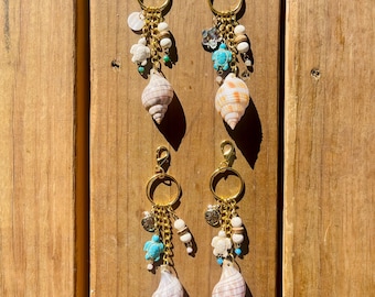 Handmade Seashell Keychain Tulip And Nutmeg Shell Bag Charm Boho Beach