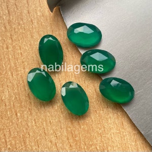Oval Green Onyx Gemstone: Rose Cut Jewelry Stone (6x4 to 20x15 MM)