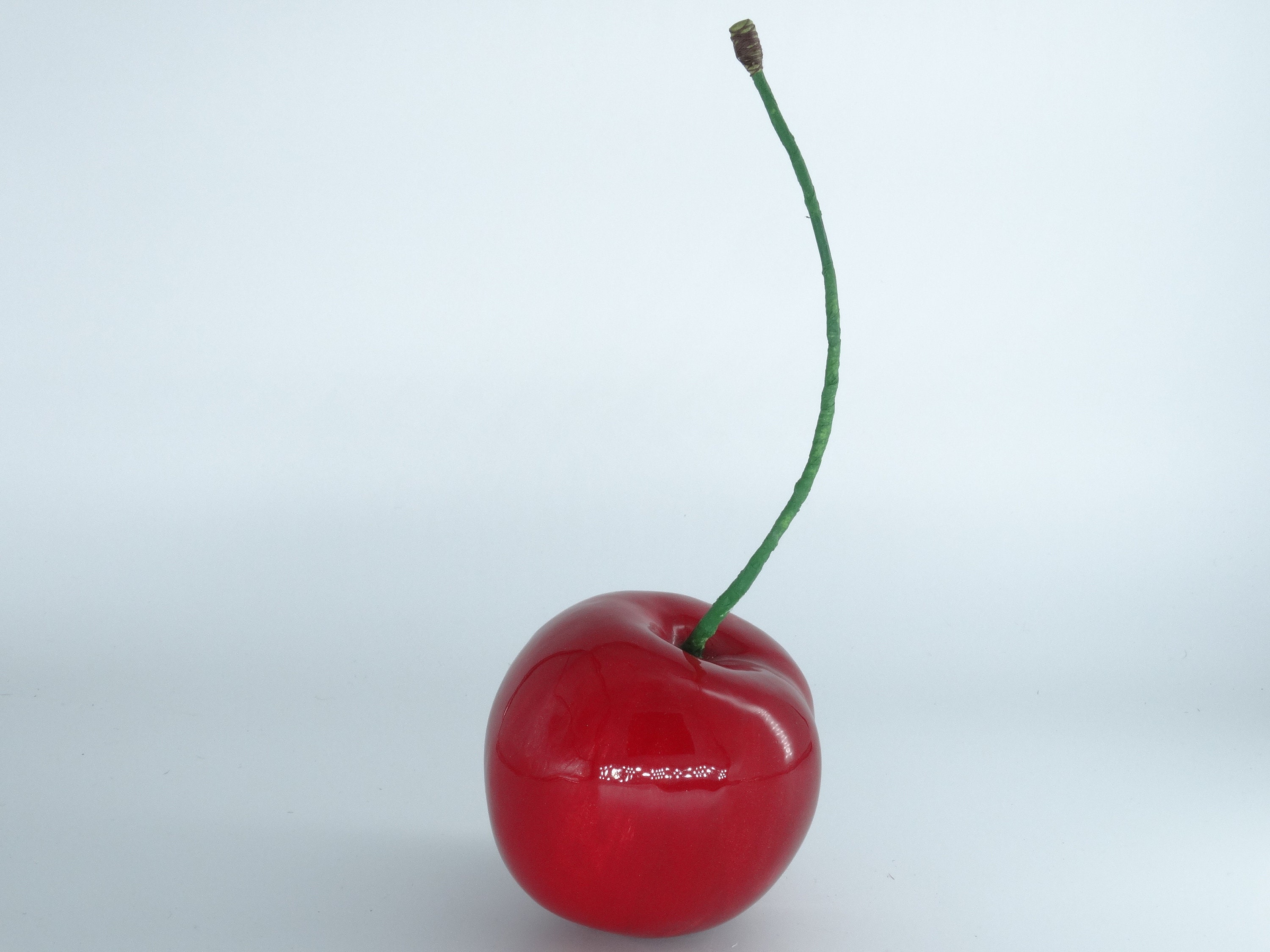 Sculpture Décorative En Céramique « Cerise Celebration » GILDE - Rouge Vif - Neuf Sous Boîte - Fabriqué En Allemagne