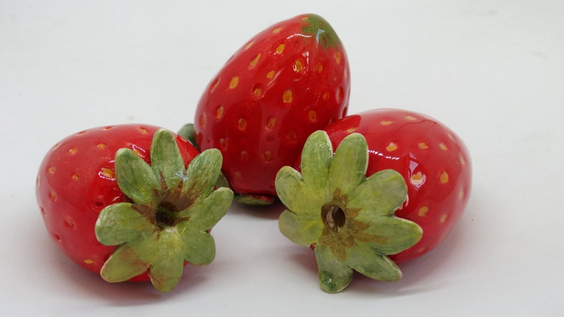 Ceramic Strawberries 2pcs natural size, Realistic fake fruit, Home Decor, Instagram photo prop, restaurant décor, Fruit, Gift, photo prop image 5