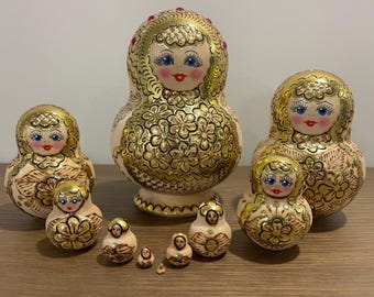 Red Wooden Ukrainian Hand Painted Nesting Doll 10 pieces, Doll 6.29'' or 17 cm, Wooden Toy, Home Decor, Kids Gift, Kids Room Decor