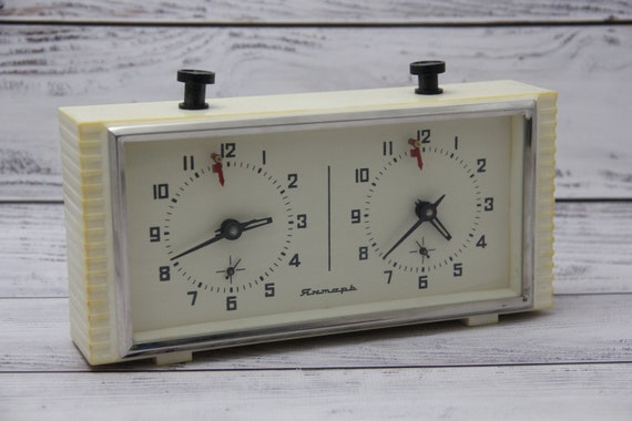Vintage Soviet Tournament Chess Clock Mechanical Watch USSR Timer Clock Yantar